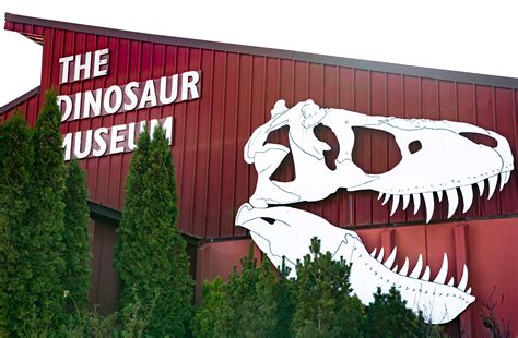 Visiting The Blanding Dinosaur Museum | Visit Utah