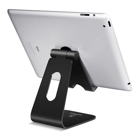 Use an iPad as a Desk Workstation with Stand and Keyboard for $35