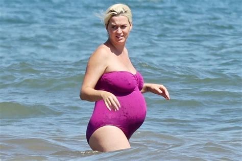 Pregnant Katy Perry Rocks Swimsuit, Reveals Baby Girl's Nickname