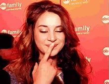 Shailene Woodly GIF - Shailene Woodly - Discover & Share GIFs