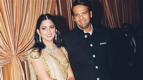 Isha Ambani, husband Anand Piramal become parents to twins | Latest ...