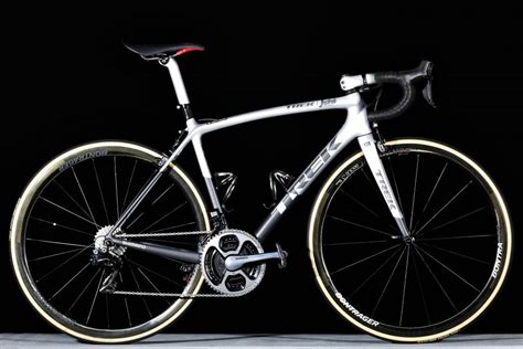 Alberto Contador gets custom Trek Emonda SLR bike for final race ...