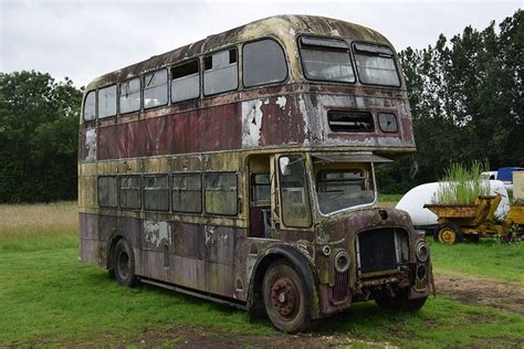 176 best images about Abandoned Buses on Pinterest | Rat rods, Buses ...