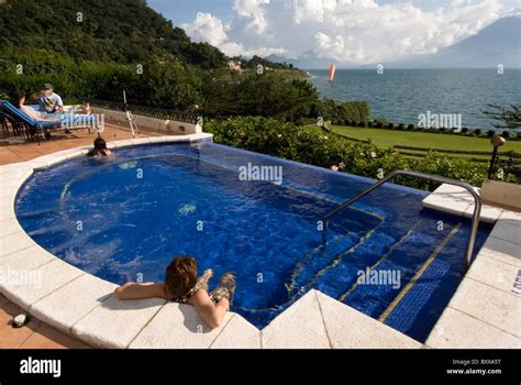 Swimming-Pool in Hotel Atitlan, Lake Atitlan, Guatemala Stock Photo: 33770180 - Alamy