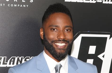 John David Washington Brings Clarity To Thirsty Twitter With 'Tenet'