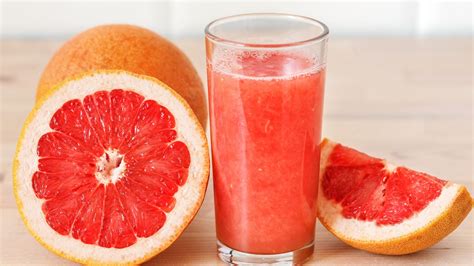 How Drinking Grapefruit Juice Helps Boost Your Immune System