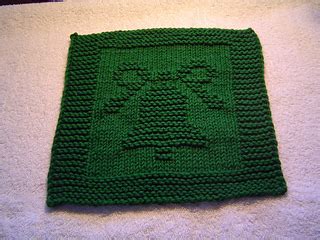 Ravelry: Christmas Bell Dishcloth 2004 pattern by Melissa Bergland Burnham