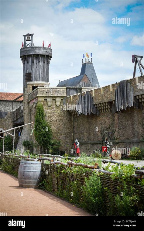 medieval show on puy du fou Stock Photo - Alamy