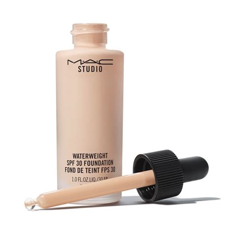 MAC Cosmetics - 50 % Off Face and Foundation + 30% Off Sitewide - The Freebie Guy®