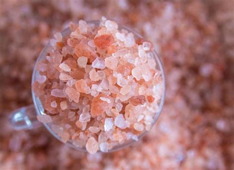 Pink Himalayan Sea Salt Benefits Are Questionable