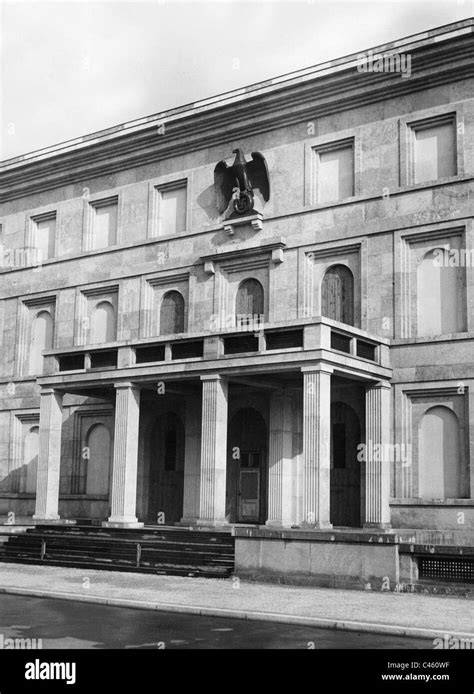 Architecture of the Third Reich: Munich, Führerbau at Königsplatz, 1933 ...