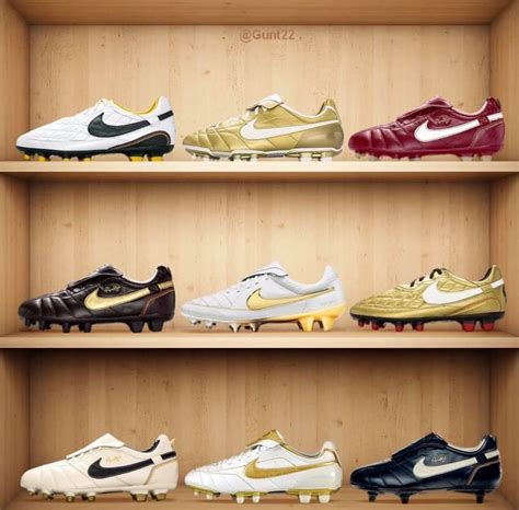 Top 5 Nike Ronaldinho Boots - Footy Headlines