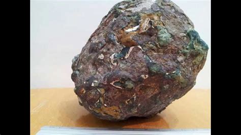 kimberlite with rough diamonds and a range of gemstones 12-12-2014 | Raw gemstones rocks, Rough ...