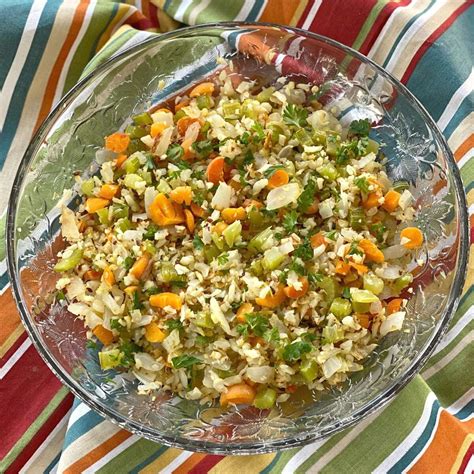 Cauliflower Rice Pilaf with Vegetables {Frozen or Fresh} - The Dinner-Mom