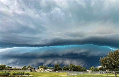 Storm rolling through iowa : r/pics