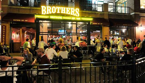 Brothers Bar & Grill | Newport | BrothersBar.com