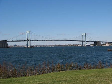 Throgs Neck Bridge in New York | History & Construction | Study.com