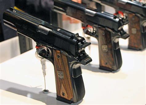 Arsenal AF2011-A1: Double Barrel 1911