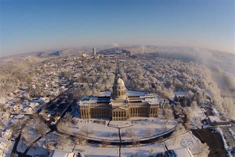 Spectacular aerial shot of Frankfort, KY this morning by brianekiser. They set a March record ...