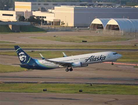 Alaska Airlines 737-900ER | Alaska airlines, Aircraft pictures, Boeing