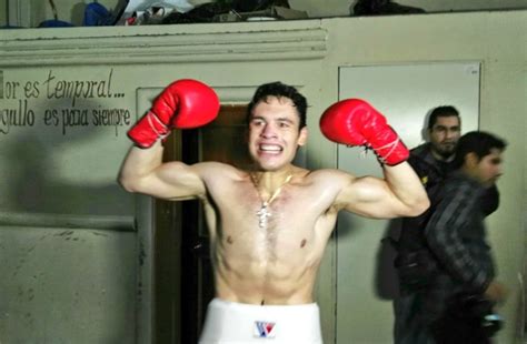 Photo: Julio Cesar Chavez Jr. in Top Form, On Weight For Return - Boxing News