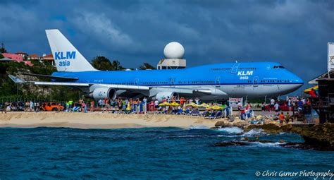 From the cockpit of a KLM 747 St Maarten landing