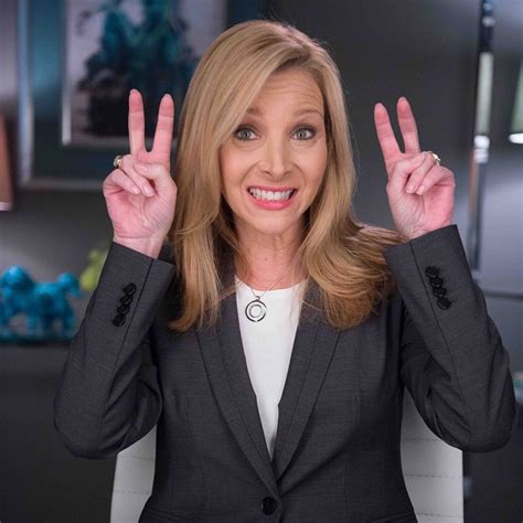 Lisa Kudrow Bio, Wiki, Age, Family, Career, Net Worth, and Social Life