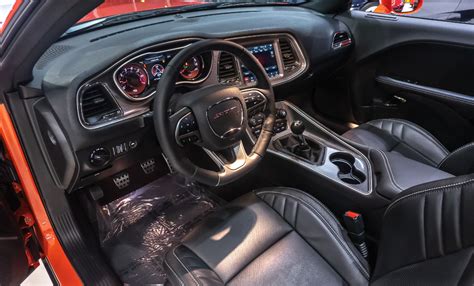 2024 Dodge Challenger Sxt Interior - Evie Oralee