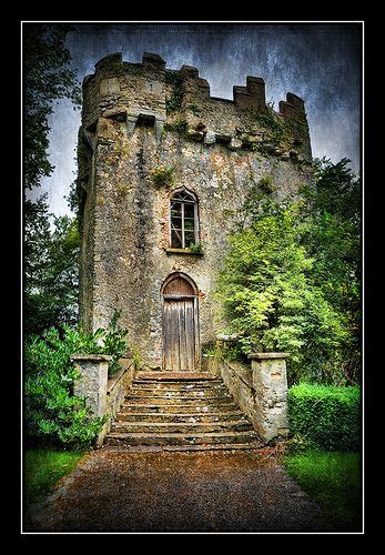 Dunloe Castle was built by the Norman Fitzgeralds, Earls of Desmond, in ...