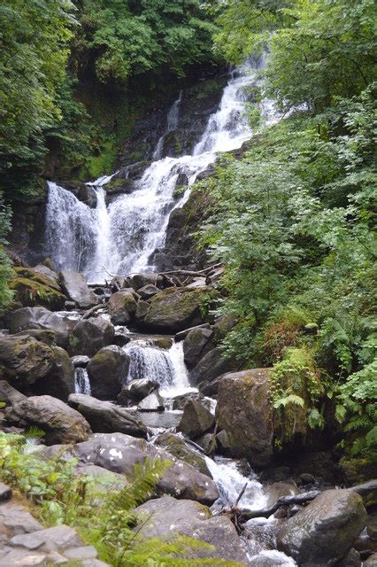 Torc Waterfall © N Chadwick cc-by-sa/2.0 :: Geograph Ireland