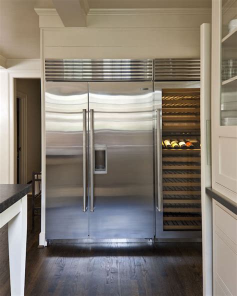 Built In Wine Fridge Design Ideas