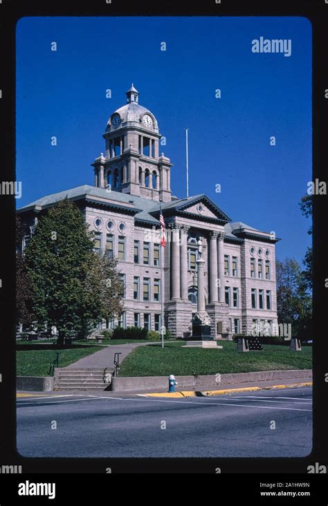 Muscatine County Courthouse, Third Street, Muscatine, Iowa Stock Photo - Alamy