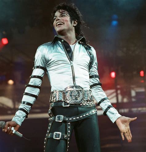 BAD TOUR - Michael Jackson Photo (21071636) - Fanpop