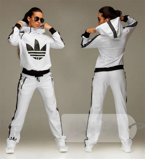 #tracksuit #bottoms Fashionable women's hooded white tracksuit bottoms ...