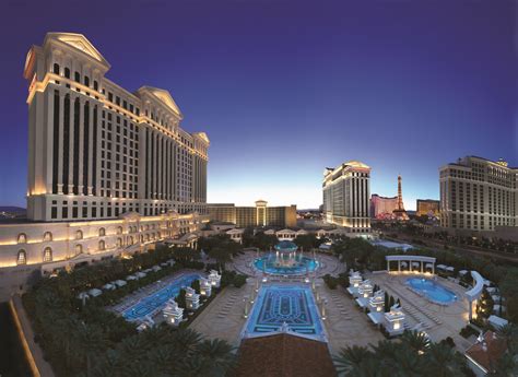 Caesars Palace Pools Review, Las Vegas – All You Need To Know About The ...