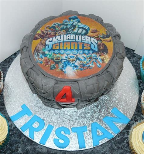 skylanders portal Photo cake - Decorated Cake by Krazy - CakesDecor