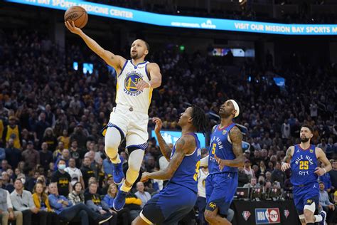 Steph Curry 'Greatest 6th Man Ever' in NBA Playoffs as Warriors Own Nuggets in Game 2