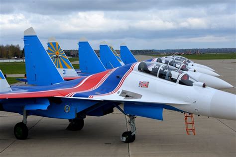 (VIDEO) RUSSIAN KNIGHTS RECEIVE NEW SU-30SM - Blog Before Flight ...