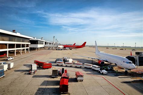 Don Mueang Airport - Bangkok's 2nd International Airport - Go Guides