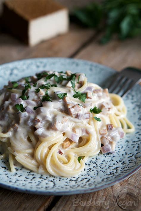 Creamy Spaghetti Carbonara - Blueberry Vegan