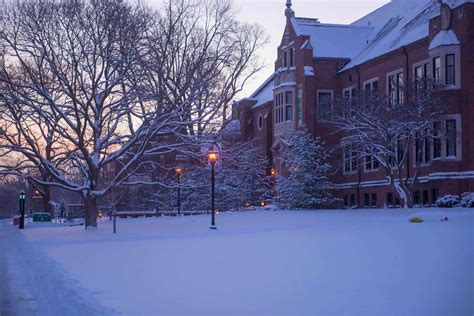 Illinois Wesleyan University Rankings, Tuition, Acceptance Rate, etc.