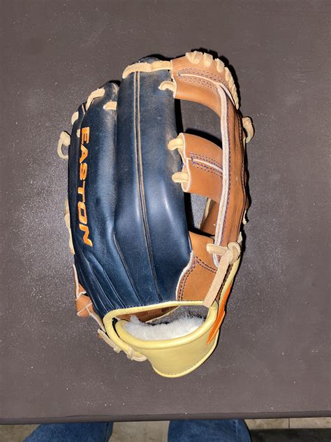 Infield 11.75" AB2 Baseball Glove | SidelineSwap