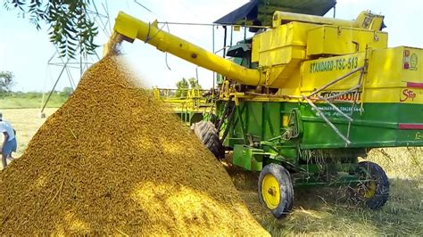 #rice harvesting machine விவசாயிகளைத் தவிர யாரும் பார்க்க முடியாத வீடியோ - YouTube