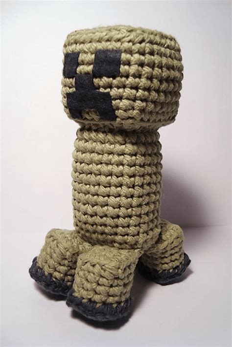 Minecraft Crochet Patterns for Your Inner Architect - Beautiful Dawn ...