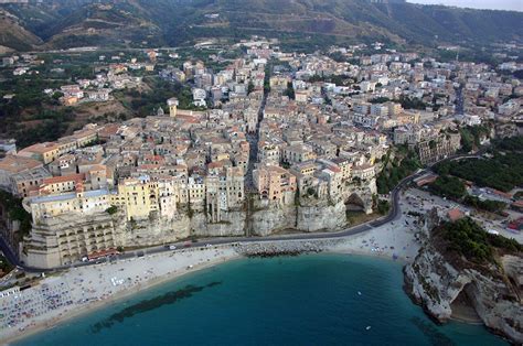 Tropea: One of the pearls of the Mediterranean - Italia Mia