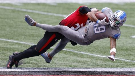 Lions' Kenny Golladay Makes Incredible Catch vs. Falcons