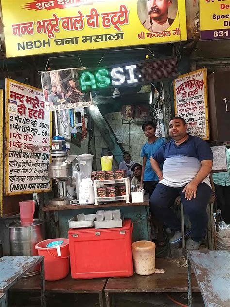 Nand Bhature Wale Di Hatti, Sadar Bazar, Delhi - Fast Food Cuisine ...