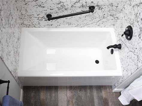 Comparing Replacement Tubs and Bathtub Liners | Luxury Bath