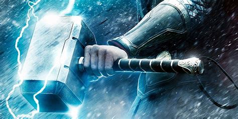 How Does Mjolnir Return In Thor 4? Every Love & Thunder Theory