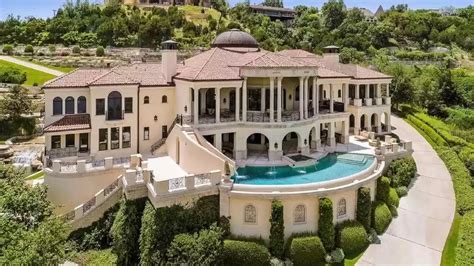 Step Inside This $45 Million Texas Mansion That Features Waterfalls